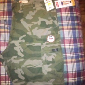 Men's cargo shorts